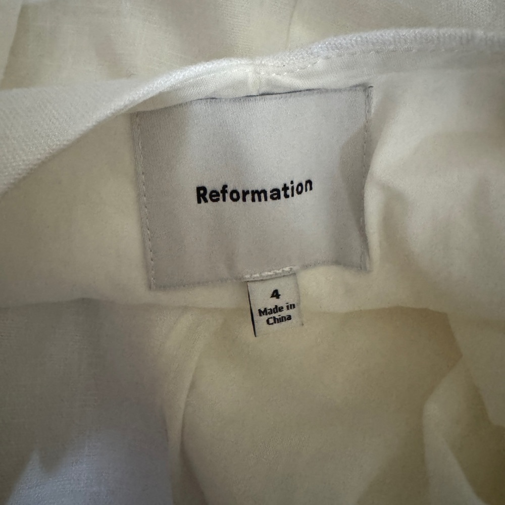 New Reformation Brennan Linen Vest View 5